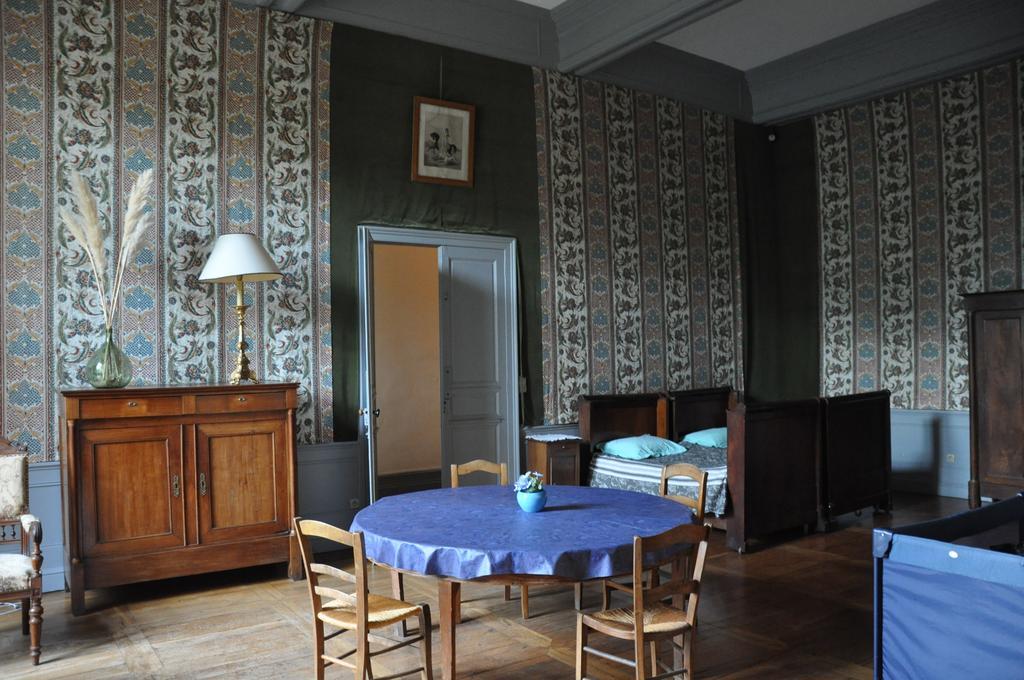 Chateau De Lanquais Bed & Breakfast Dış mekan fotoğraf