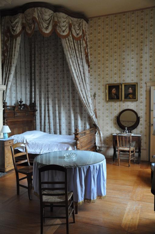 Chateau De Lanquais Bed & Breakfast Dış mekan fotoğraf