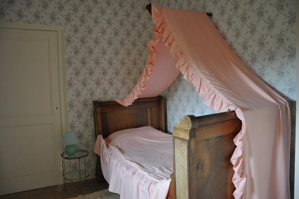 Chateau De Lanquais Bed & Breakfast Dış mekan fotoğraf